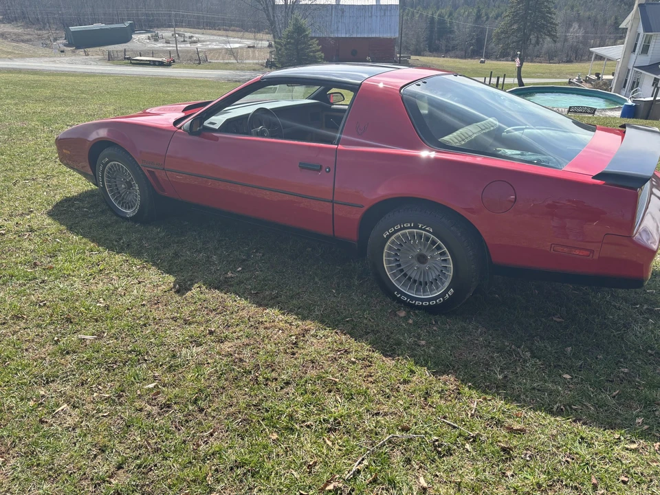 1982 Pontiac Firebird Trans Am 3rd Gen - Image 8 of 31
