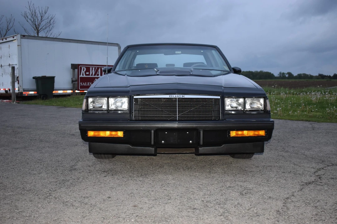1986 Buick Grand National - Image 11 of 31