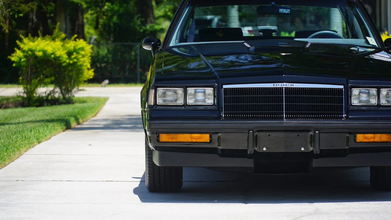 1986 Buick Grand National - Image 29 of 31