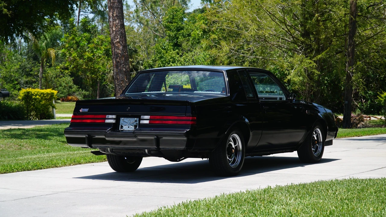 1986 Buick Grand National - Image 13 of 31