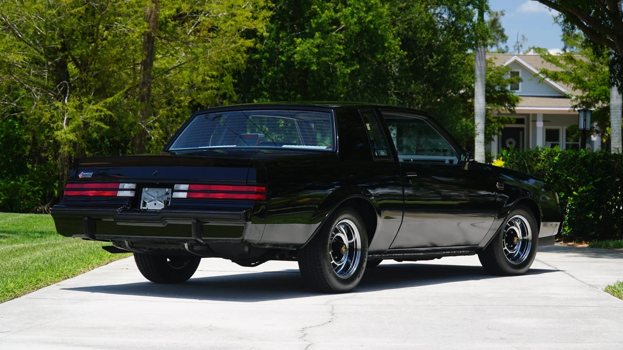 1986 Buick Grand National - Image 15 of 31