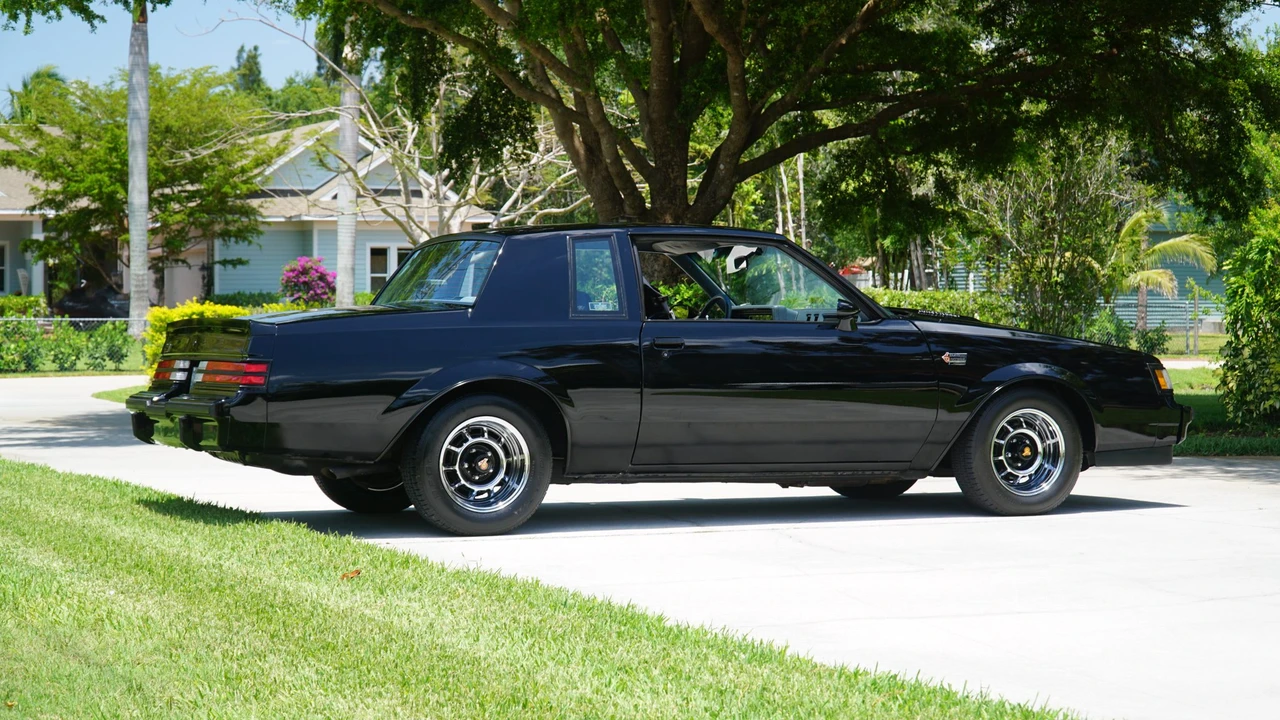 1986 Buick Grand National - Image 16 of 31