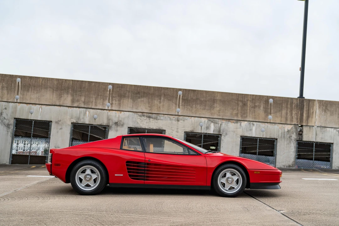 1986 Ferrari Testarossa - Image 14 of 31