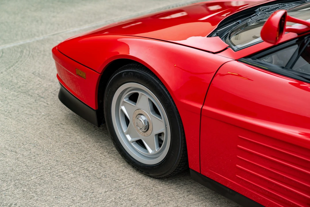 1986 Ferrari Testarossa - Image 28 of 31