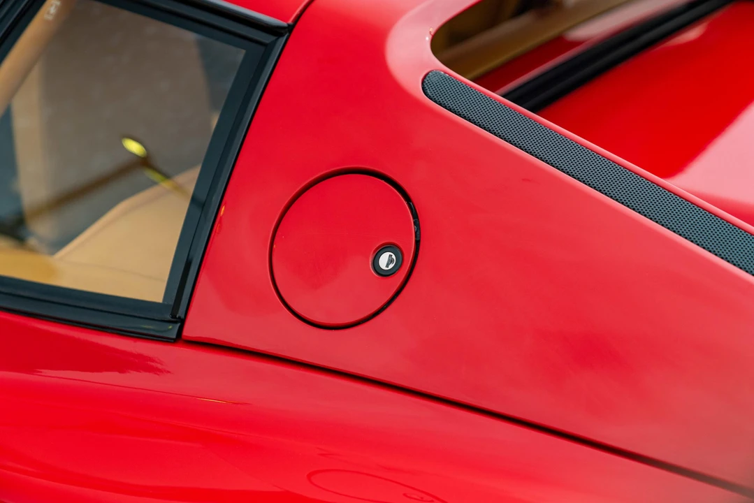 1986 Ferrari Testarossa - Image 30 of 31