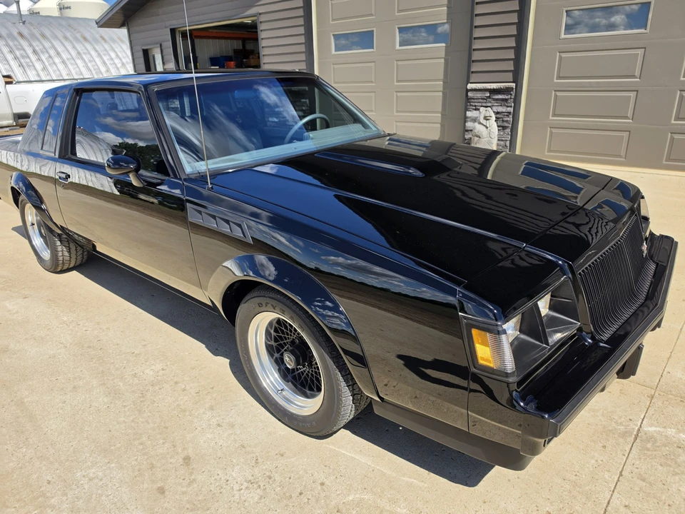 1987 Buick Grand National GNX - Image 10 of 31