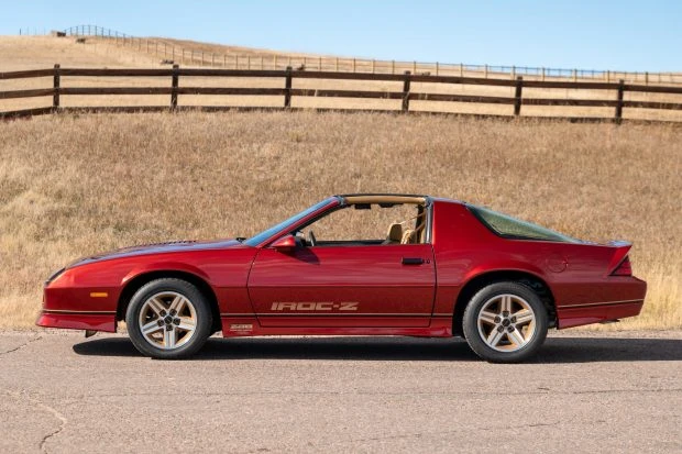 1987 Chevrolet Camaro IROC-Z & Z28 3rd Gen - Image 3 of 7