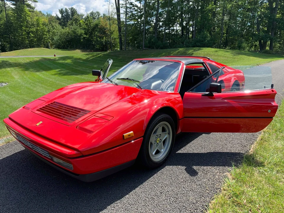 1987 Ferrari 328 GTS - Image 14 of 31