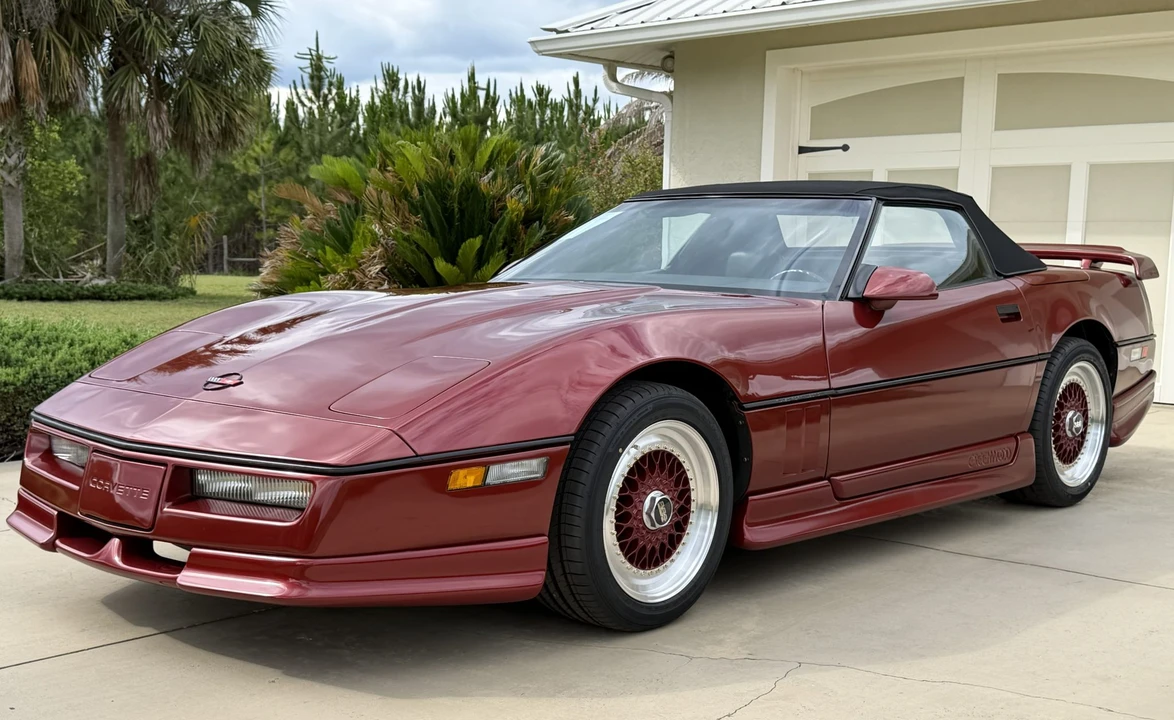1988 Chevrolet Corvette C4 - Image 17 of 31