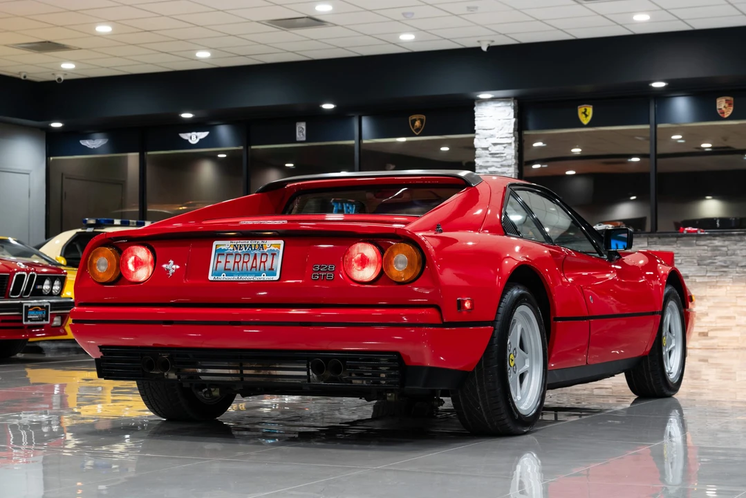 1988 Ferrari 328 GTB - Image 25 of 31