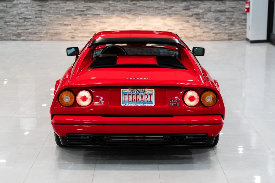 1988 Ferrari 328 GTB - Image 27 of 31