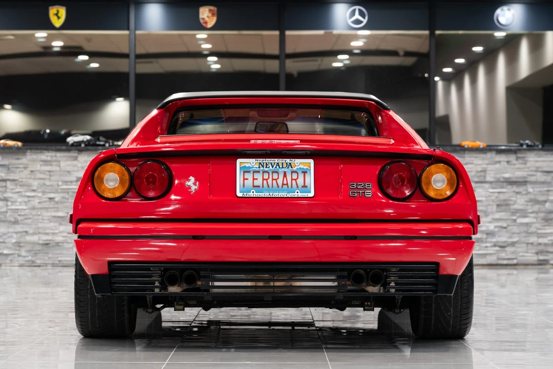 1988 Ferrari 328 GTB - Image 28 of 31