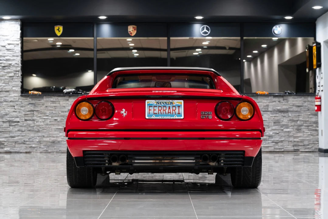 1988 Ferrari 328 GTB - Image 26 of 31