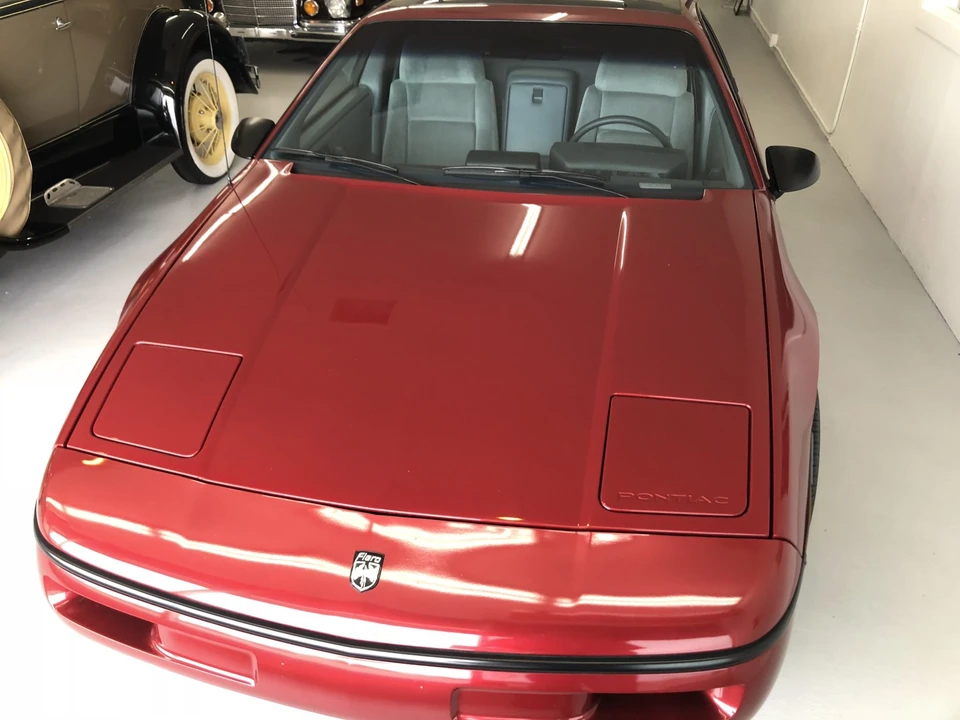 1988 Pontiac Fiero Formula - Image 23 of 31