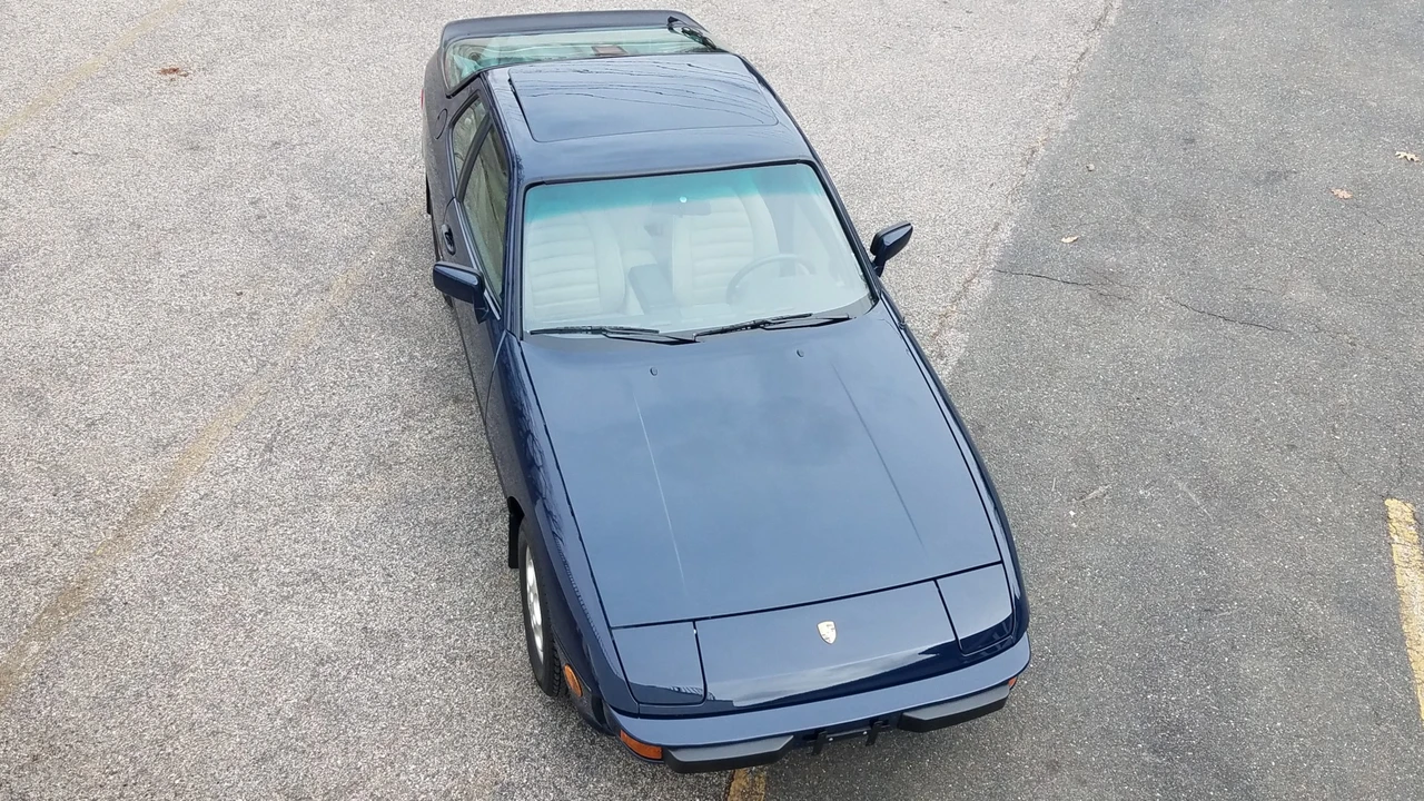 1988 Porsche 924 S - Image 11 of 31