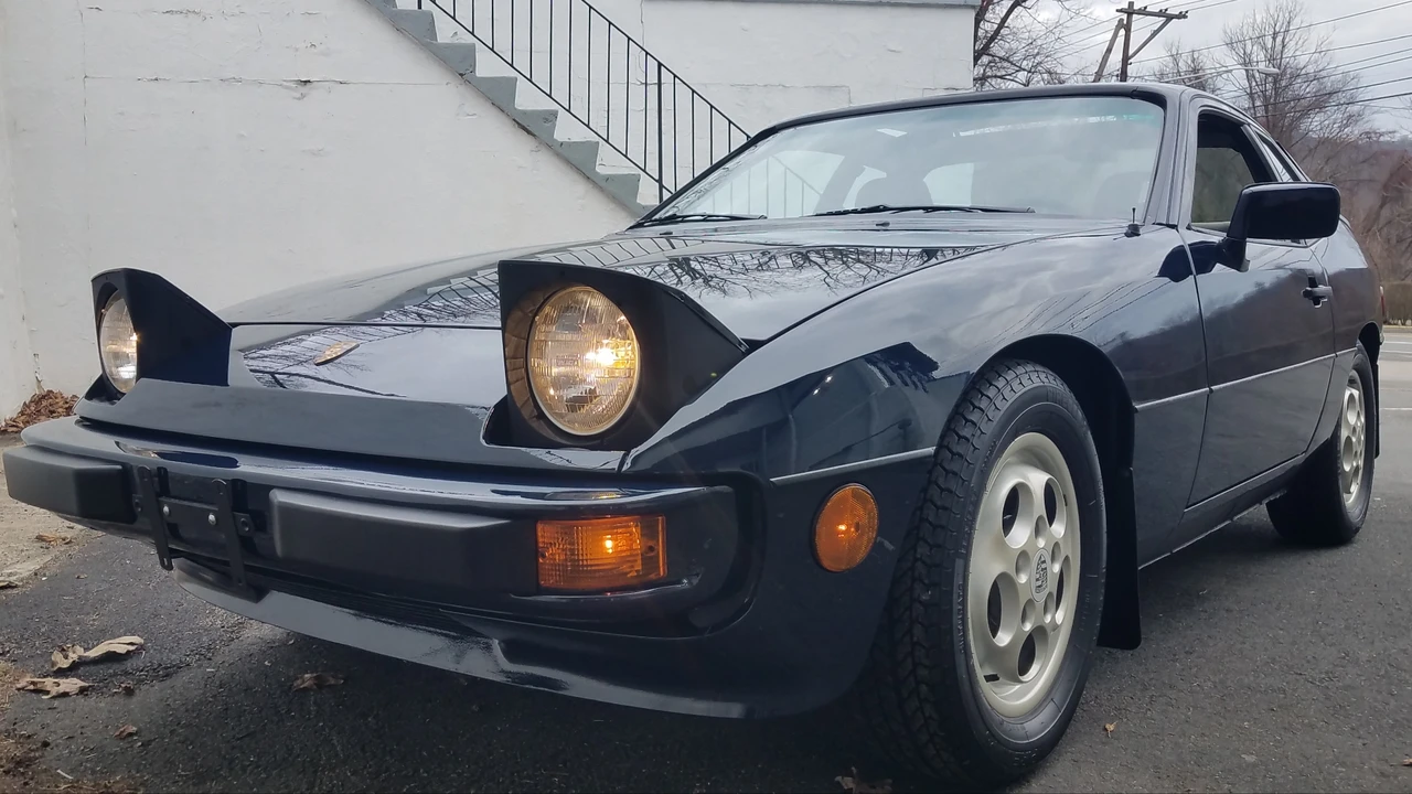 1988 Porsche 924 S - Image 12 of 31