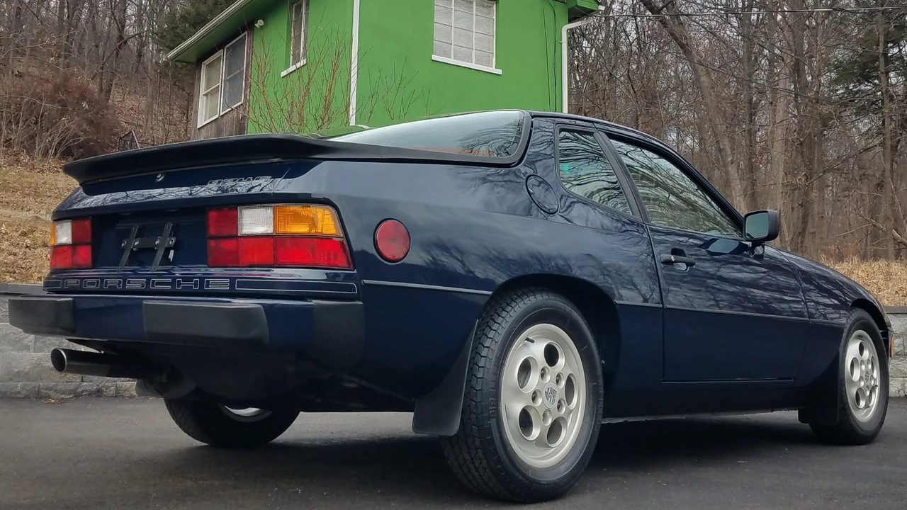 1988 Porsche 924 S - Image 5 of 31