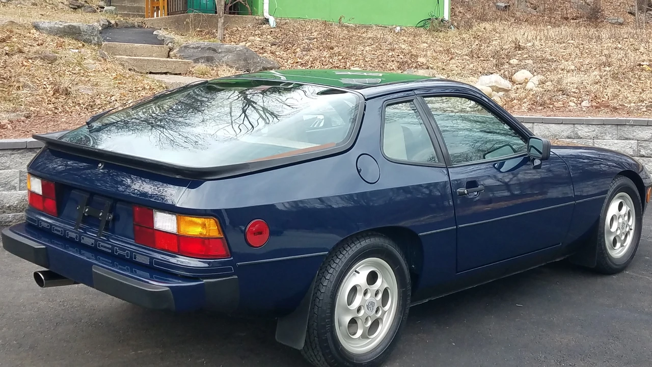 1988 Porsche 924 S - Image 7 of 31