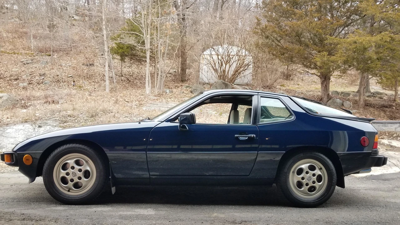 1988 Porsche 924 S - Image 15 of 31