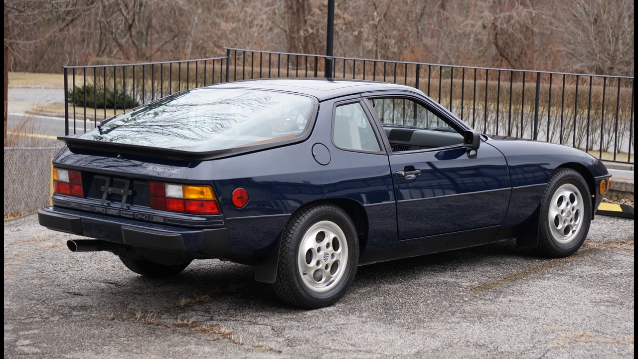 1988 Porsche 924 S - Image 4 of 31