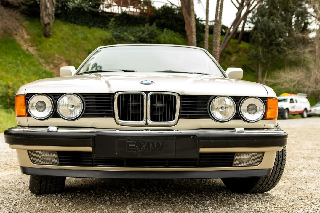 1989 BMW E32 7 Series - Image 15 of 31