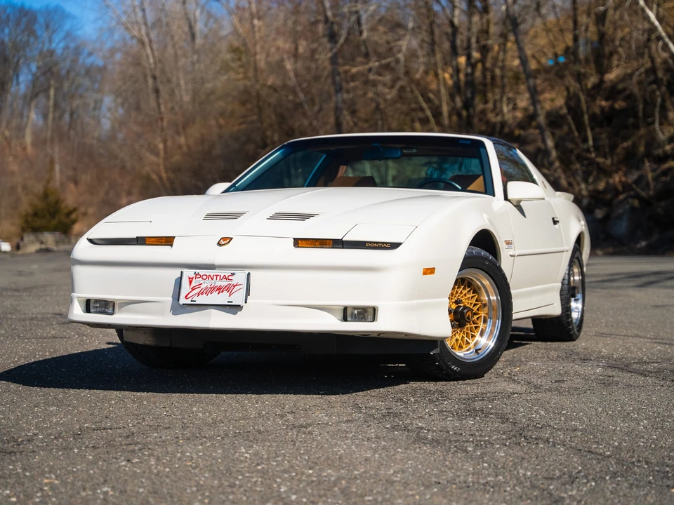 1989 Pontiac Firebird Trans Am 3rd Gen - Image 3 of 31