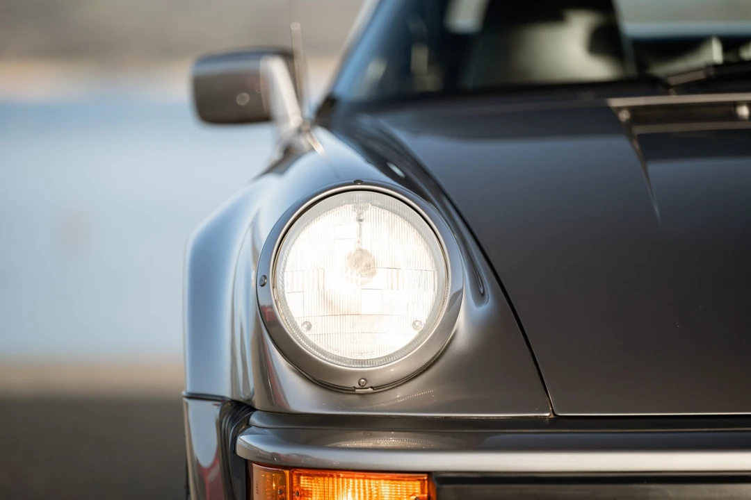 1989 Porsche 911 Carrera 3.2 - Image 20 of 31
