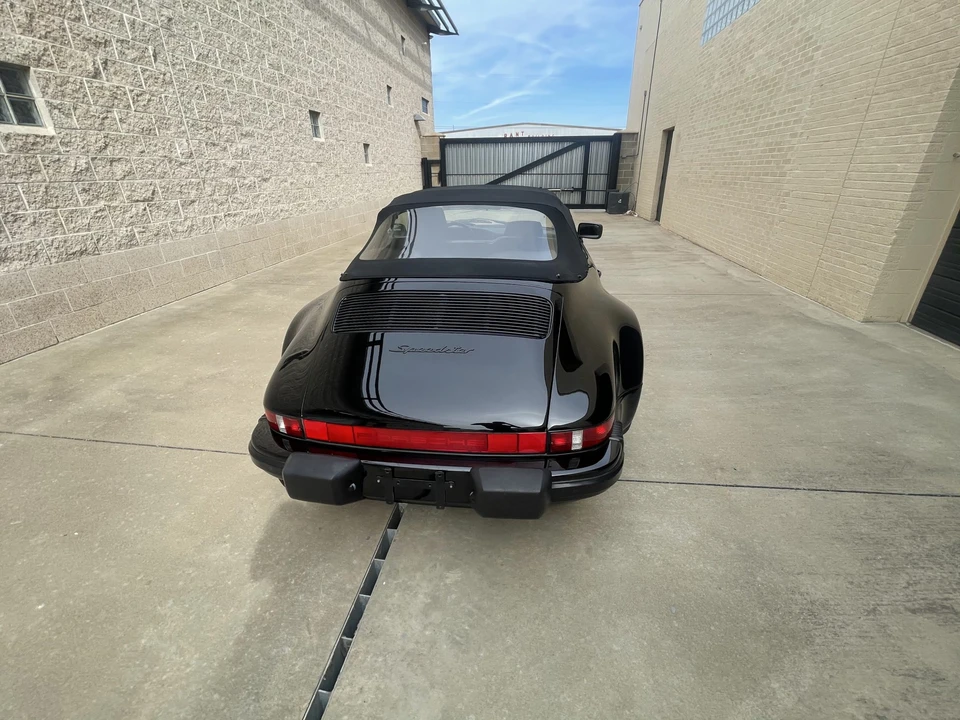 1989 Porsche 911 Carrera 3.2 - Image 25 of 31