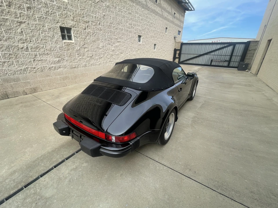 1989 Porsche 911 Carrera 3.2 - Image 28 of 31