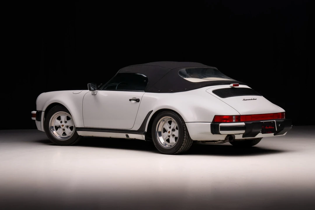 1989 Porsche 911 Carrera 3.2 - Image 17 of 31