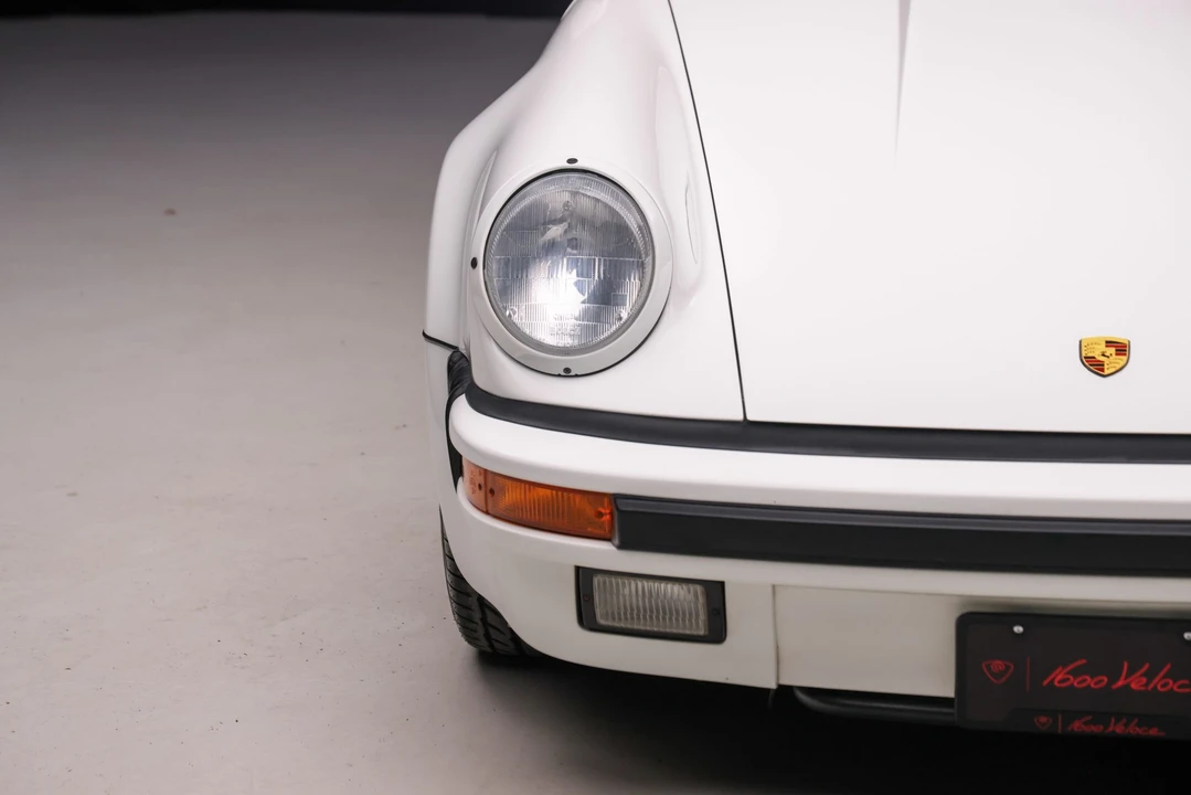 1989 Porsche 911 Carrera 3.2 - Image 22 of 31