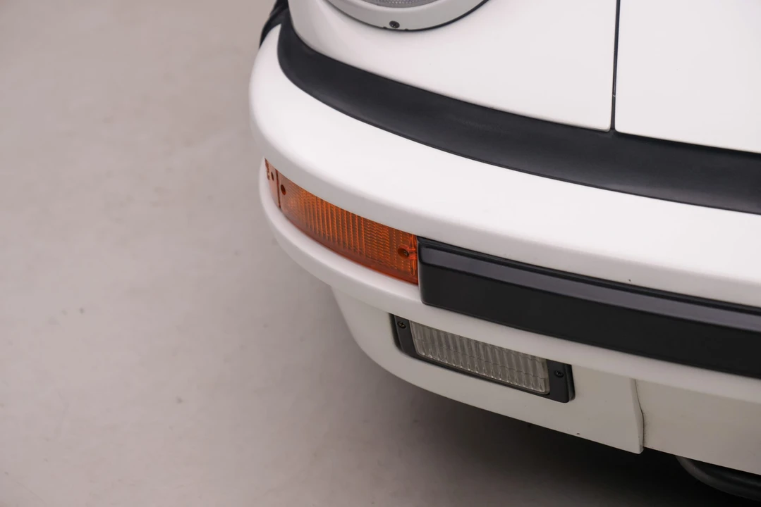 1989 Porsche 911 Carrera 3.2 - Image 27 of 31
