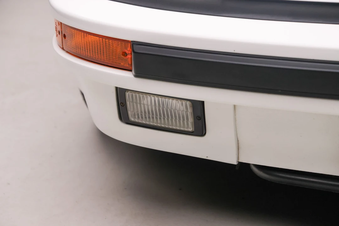 1989 Porsche 911 Carrera 3.2 - Image 29 of 31