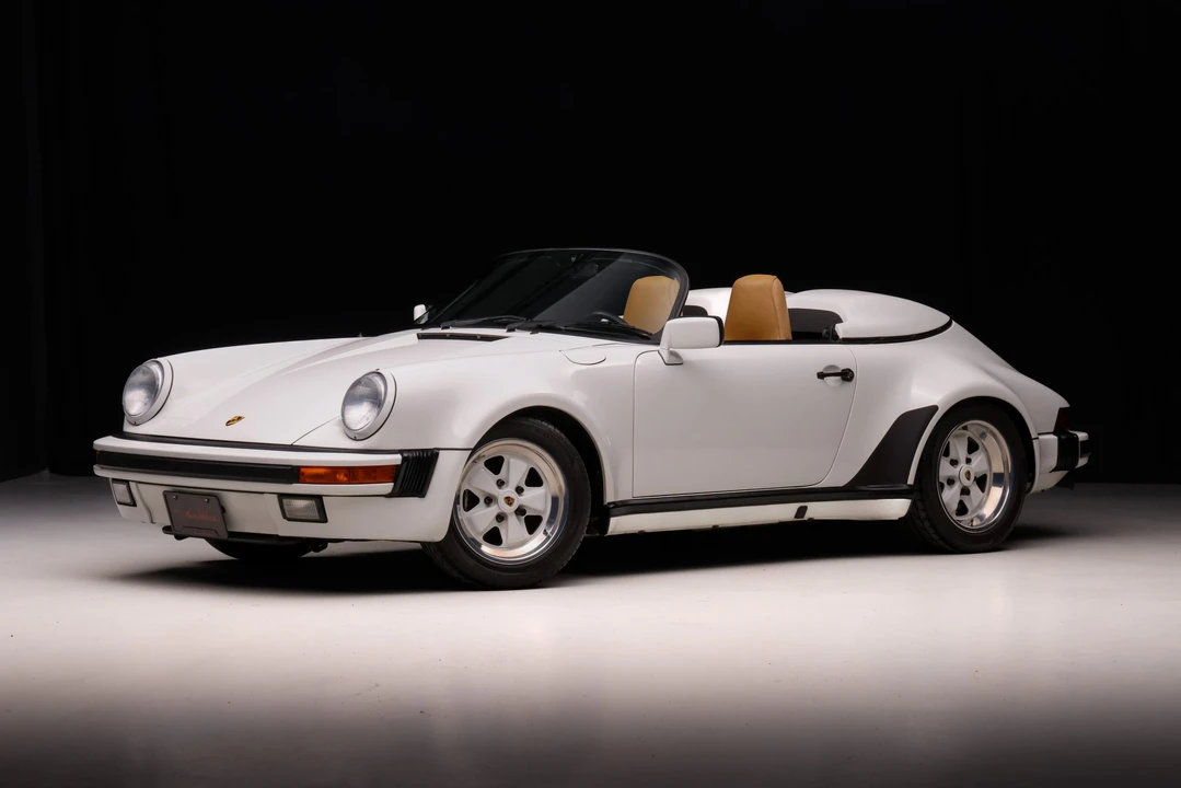 1989 Porsche 911 Carrera 3.2 - Image 2 of 31