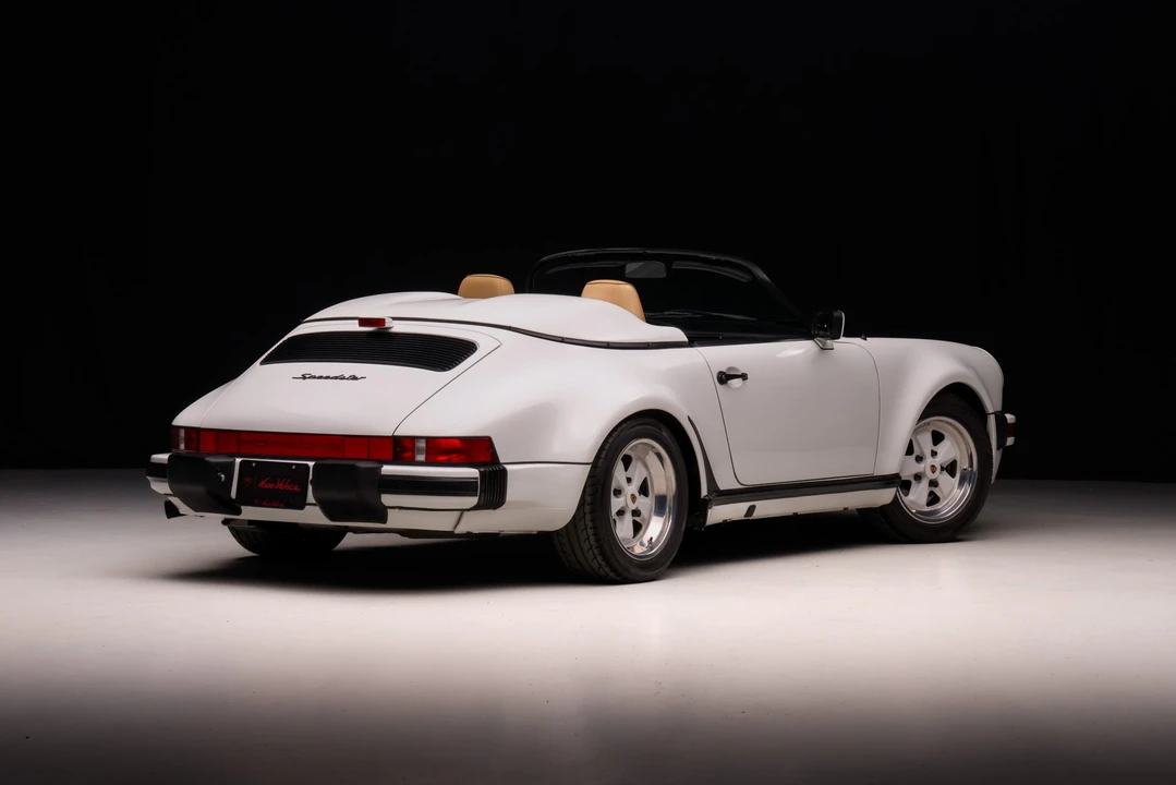 1989 Porsche 911 Carrera 3.2 - Image 7 of 31