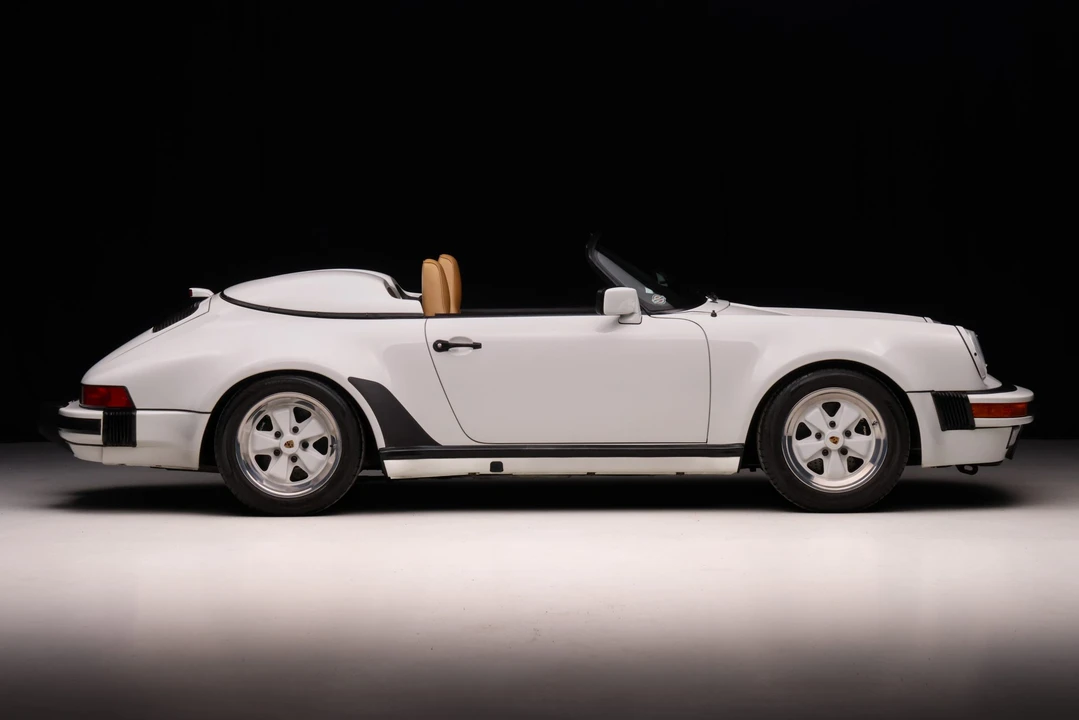 1989 Porsche 911 Carrera 3.2 - Image 9 of 31