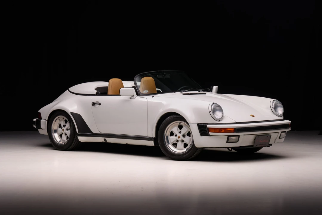 1989 Porsche 911 Carrera 3.2 - Image 11 of 31