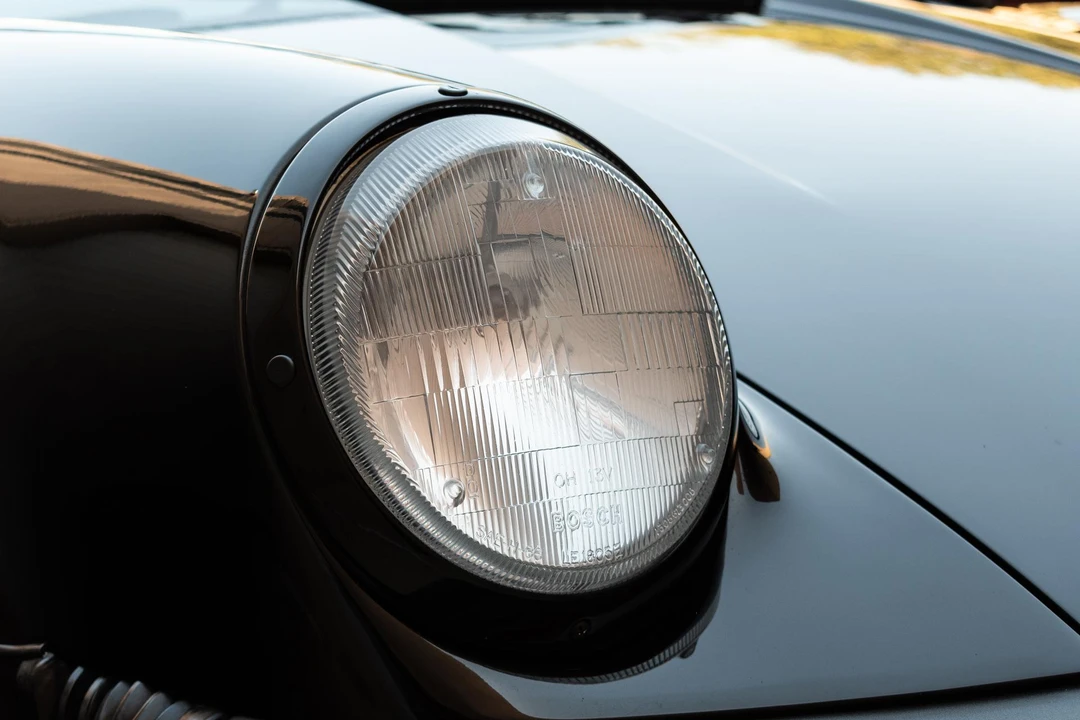 1989 Porsche 911 Carrera 3.2 - Image 19 of 31