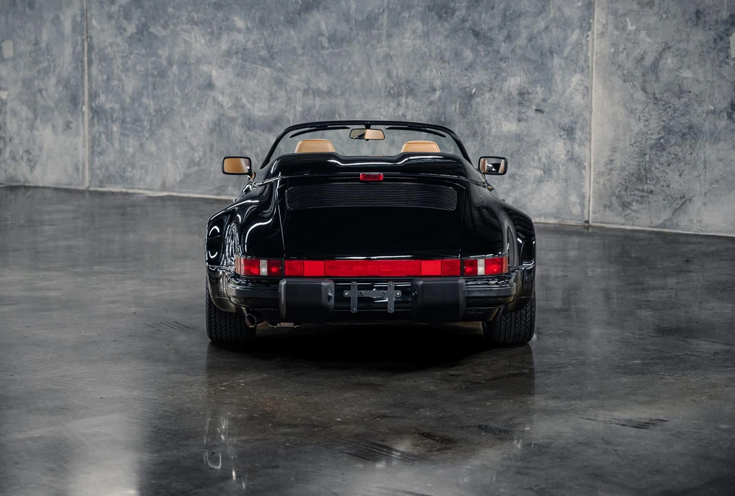 1989 Porsche 911 Carrera 3.2 - Image 9 of 31