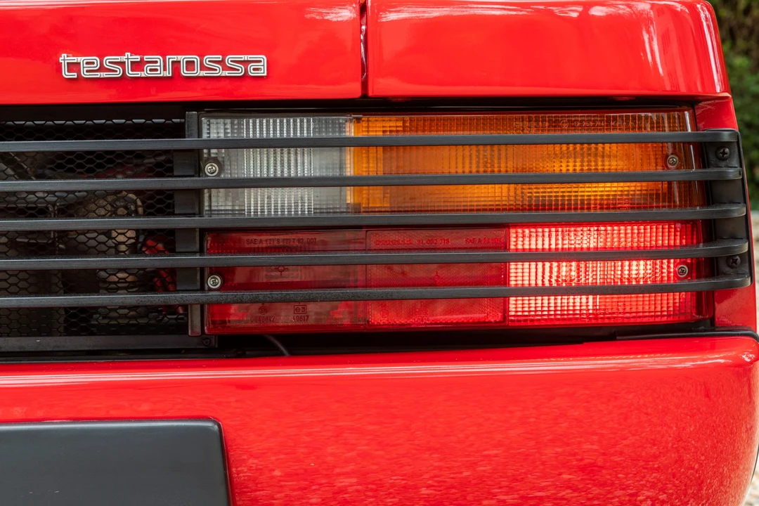 1990 Ferrari Testarossa - Image 24 of 31