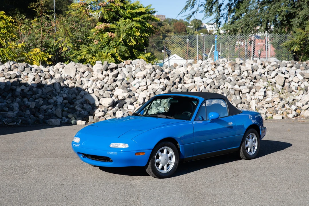 1990 Mazda NA MX-5 Miata - Image 3 of 31