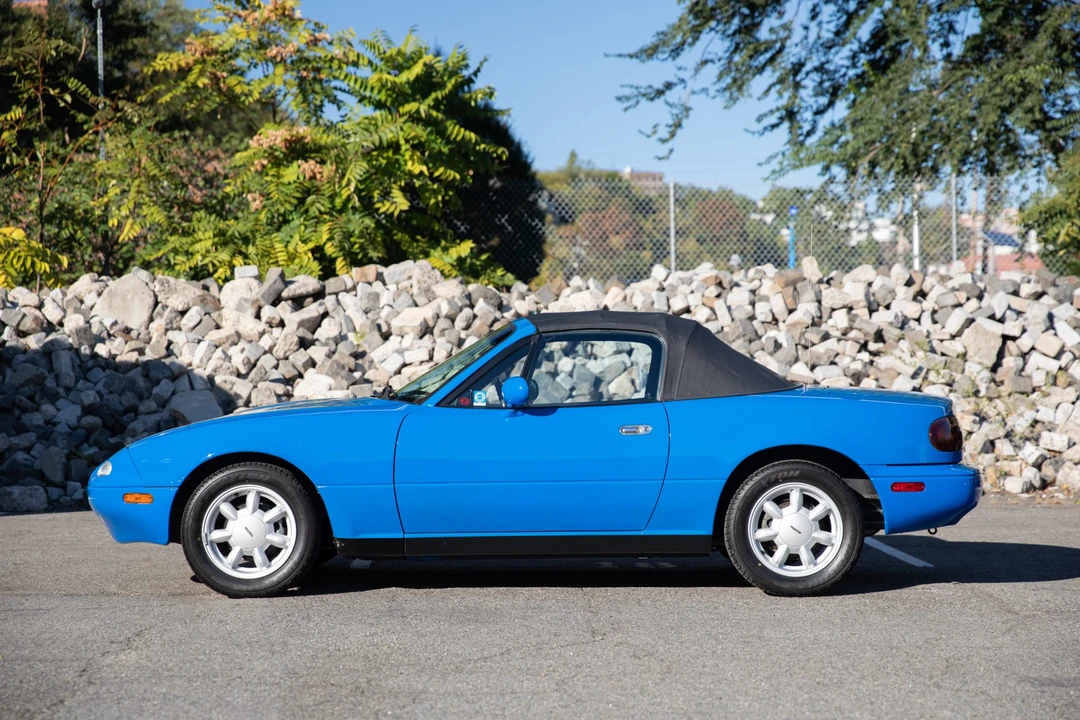 1990 Mazda NA MX-5 Miata - Image 4 of 31