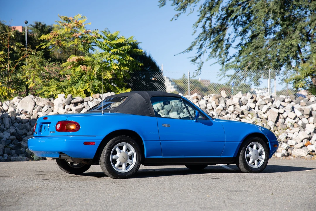 1990 Mazda NA MX-5 Miata - Image 9 of 31