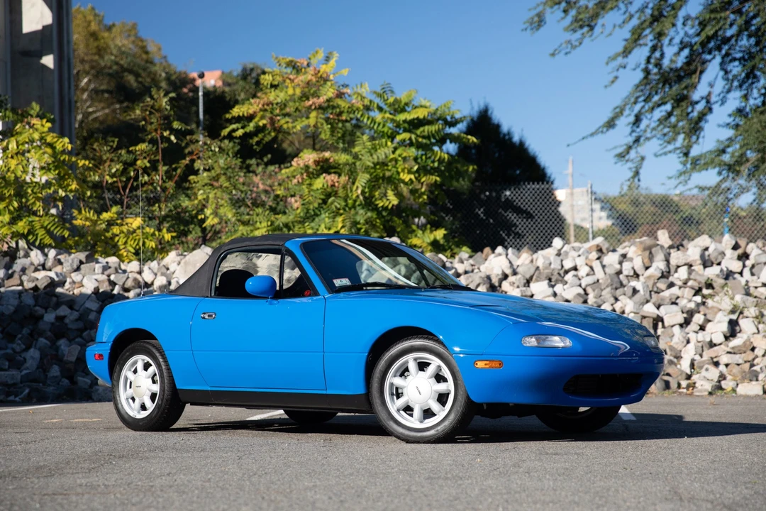 1990 Mazda NA MX-5 Miata - Image 11 of 31