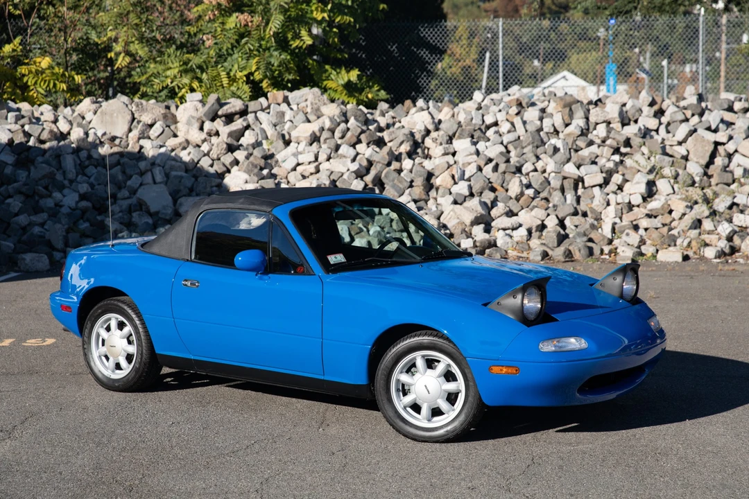 1990 Mazda NA MX-5 Miata - Image 13 of 31