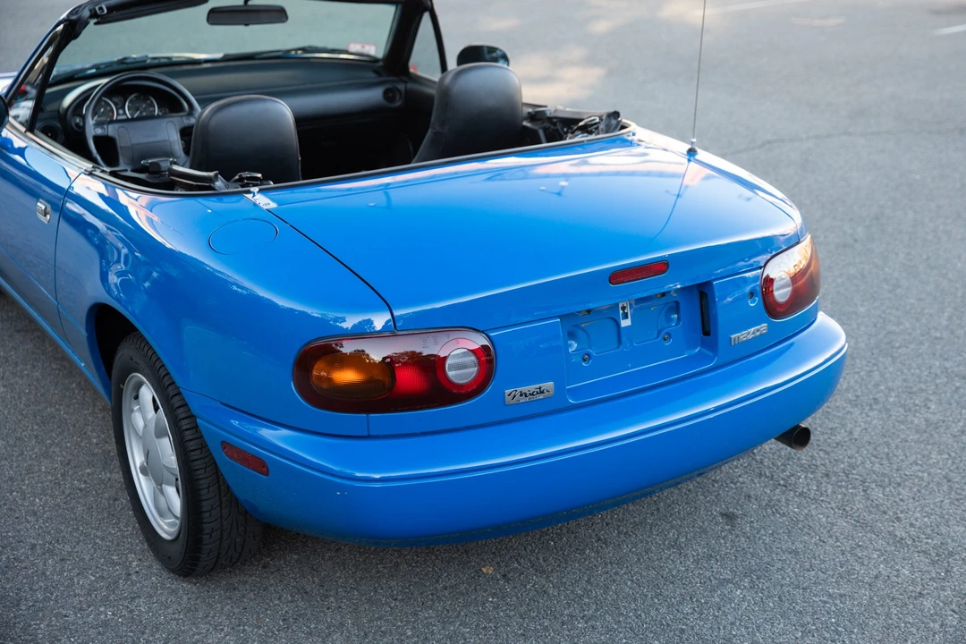 1990 Mazda NA MX-5 Miata - Image 30 of 31
