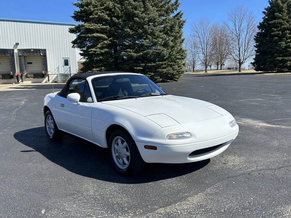 1990 Mazda NA MX-5 Miata - Image 5 of 31