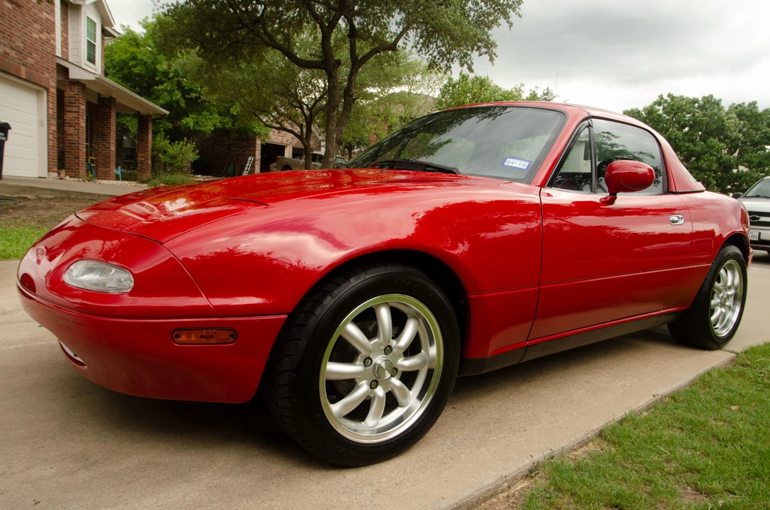 1990 Mazda NA MX-5 Miata - Image 5 of 31