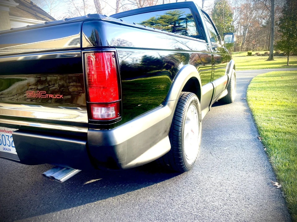 1991 GMC Syclone - Image 12 of 31