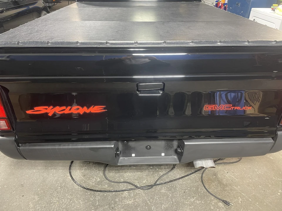 1991 GMC Syclone - Image 24 of 31